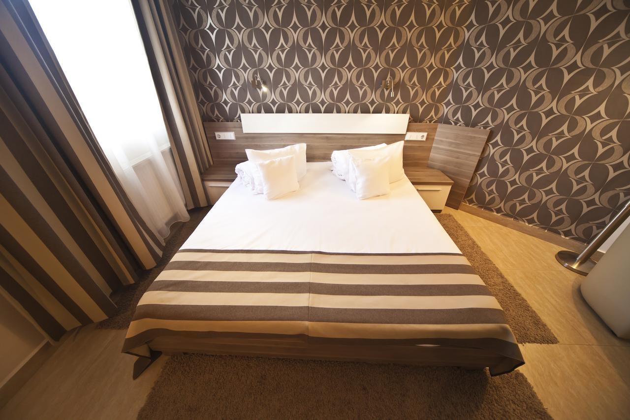 Hotel Confort Cluj-Napoca Eksteriør billede